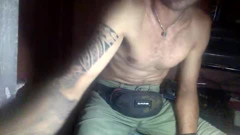 Snapshot of deepinside2709 chatting on December 18, 11:38 am deepinside2709 online show from December 18, 11:38 am