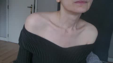 Snapshot of deessedivine chatting on October 15, 3:12 pm KamiDevi online show from October 15, 3:12 pm