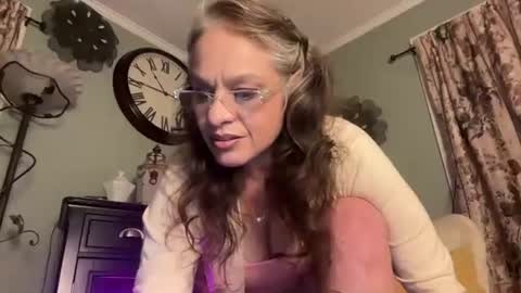 Snapshot of degeneratesaint chatting on June 25, 3:39 am Tori online show from June 25, 3:39 am