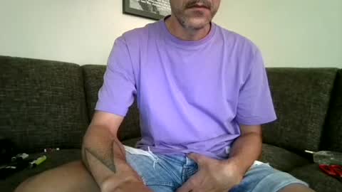 Snapshot of degrandis chatting on July 19, 10:30 am Luka Magic online show from July 19, 10:30 am