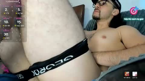 Snapshot of deibi_strong chatting on July 14, 6:02 pm deibi online show from July 14, 6:02 pm