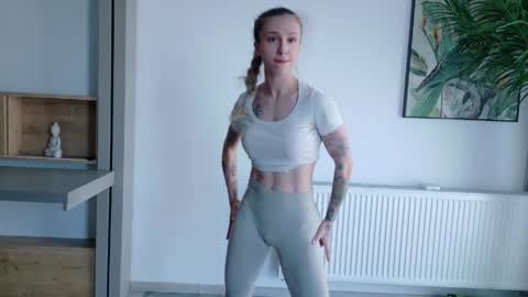 Di online show from April 5, 12:13 pm