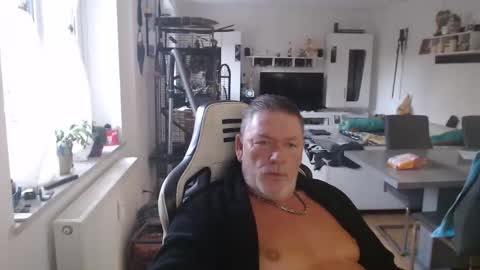 Snapshot of deinprinz2312 chatting on September 16, 5:08 am deinprinz2312 online show from September 16, 5:08 am