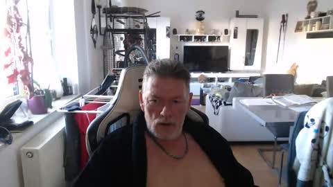 deinprinz2312 online show from March 4, 8:42 am