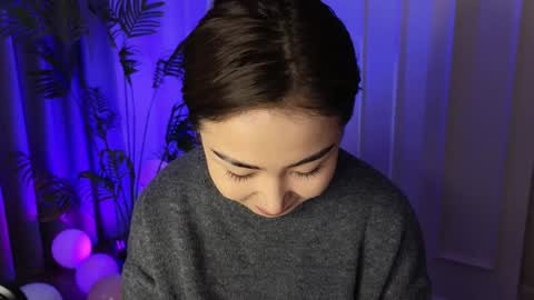 Snapshot of deiri_destiny chatting on December 20, 5:47 am sexy bimbo little kitty asian misstress quen princes sexy girl you can just call me pleasure online show from December 20, 5:47 am