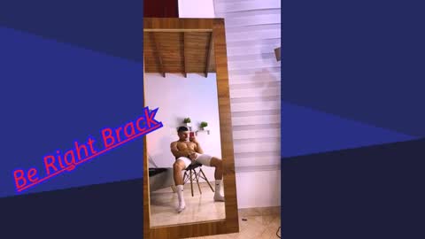 Snapshot of deivy_gram chatting on December 13, 2:43 am DEIVY online show from December 13, 2:43 am