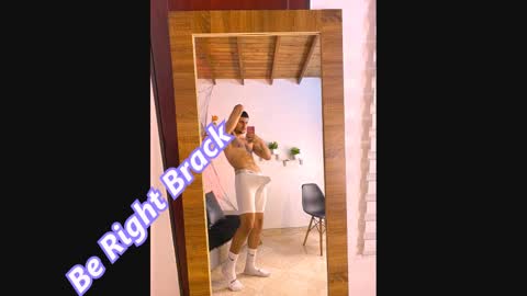 Snapshot of deivy_gram chatting on December 17, 12:56 am DEIVY online show from December 17, 12:56 am