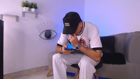 Snapshot of deivy_gram chatting on January 13, 5:44 am DEIVY online show from January 13, 5:44 am