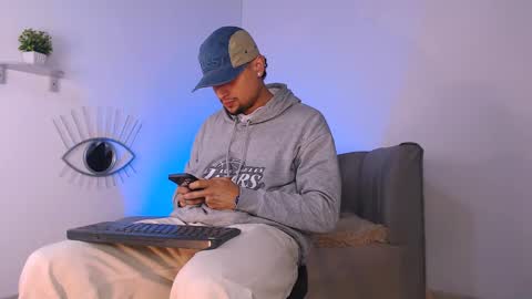 Snapshot of deivy_gram chatting on January 20, 6:10 am DEIVY online show from January 20, 6:10 am