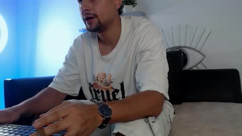  DEIVY  online show from November 2, 9:39 pm