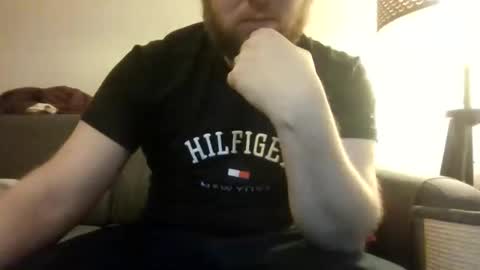 Snapshot of dekumate chatting on February 12, 10:43 am dekumate online show from February 12, 10:43 am