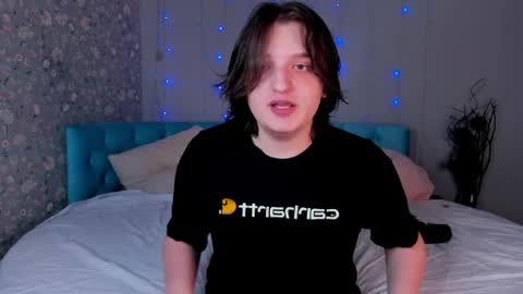 Alex online show from March 8, 7:06 pm