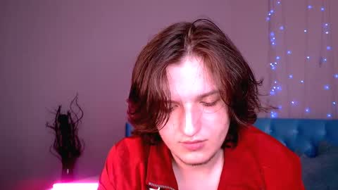 Alex online show from April 4, 7:44 pm