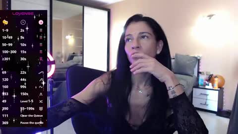 Nicole online show from November 3, 10:27 am