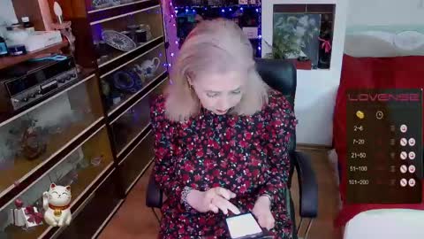 Delicacat online show from June 2, 10:06 am