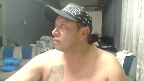 delicioso1223 online show from June 21, 11:29 pm