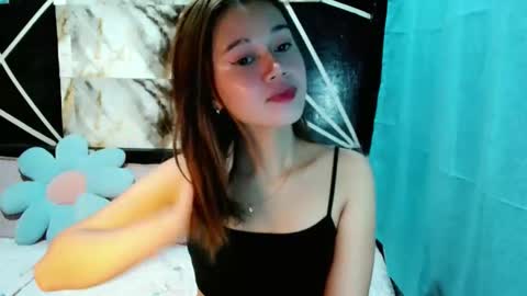 delicious_cum_girlxx online show from December 16, 3:44 am