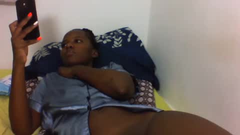 Snapshot of deliciousbabe01 chatting on June 16, 10:56 pm EVAH online show from June 16, 10:56 pm