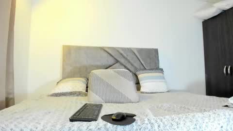 Jean paul and Salome online show from February 7, 10:41 am