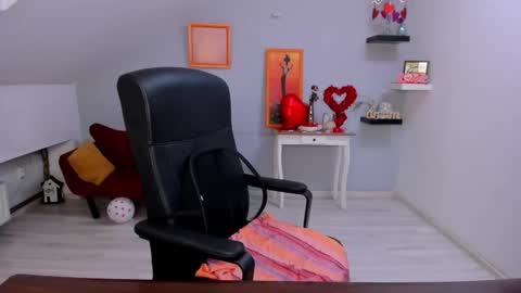 DeliciousLolly online show from February 17, 4:20 am