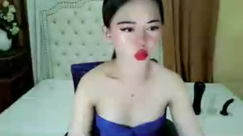 Snapshot of deliciously_sophie chatting on July 11, 2:47 am Sophie online show from July 11, 2:47 am