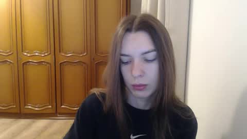 Aurora online show from December 3, 6:32 am