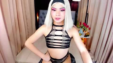 delightfulasianhugecock online show from December 3, 8:16 am