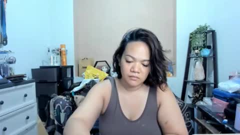 delightfulcurvy online show from June 1, 1:40 am
