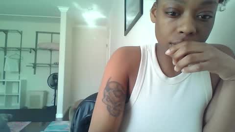 delightfuldark online show from February 7, 8:10 pm