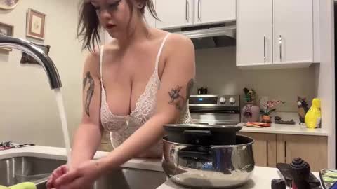 Snapshot of delilahsins chatting on November 20, 12:33 am delilahsins online show from November 20, 12:33 am