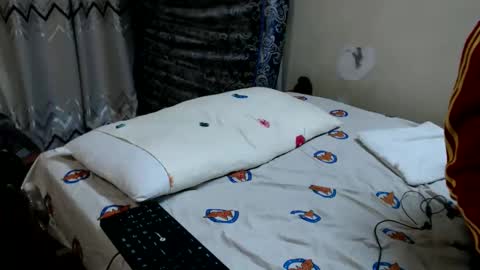 magdalyn online show from February 26, 4:50 pm