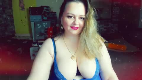 Snapshot of delinnia chatting on February 7, 4:27 am Margo online show from February 7, 4:27 am