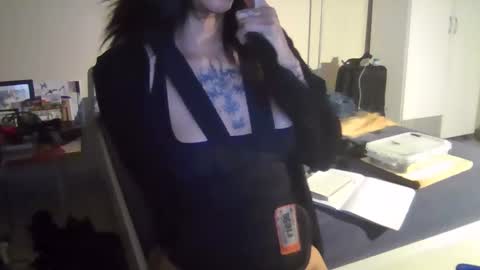 Snapshot of deliscita chatting on October 12, 10:42 pm Delis online show from October 12, 10:42 pm