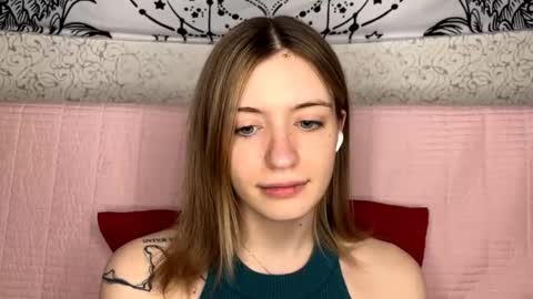 Sia online show from February 17, 12:34 pm