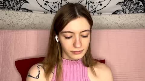 Sia online show from February 19, 12:45 pm