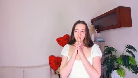 Emilia online show from March 11, 6:58 pm