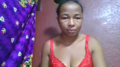 Snapshot of delphin774164 chatting on February 14, 7:16 am delphin774164 online show from February 14, 7:16 am