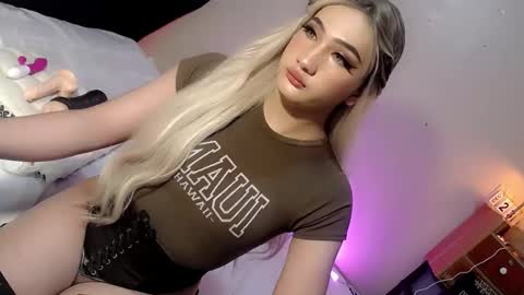 Chesca online show from December 24, 2:43 am