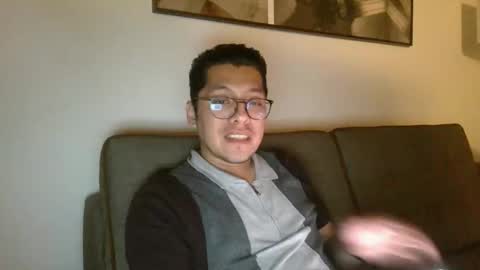 Hung Angel online show from December 2, 5:35 am