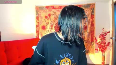 Snapshot of demeter__ chatting on November 1, 11:18 pm demeter__ online show from November 1, 11:18 pm