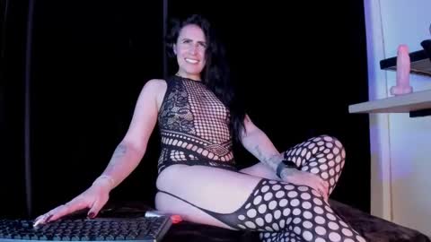 Snapshot of demi__moore_ chatting on March 11, 5:38 am DEMI MOORE online show from March 11, 5:38 am