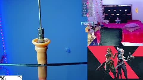 demiii online show from April 7, 7:31 am