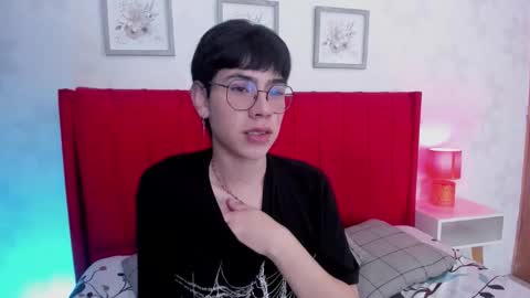 demian_hush online show from February 17, 7:20 pm