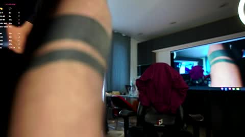 demianblake online show from April 5, 9:06 am