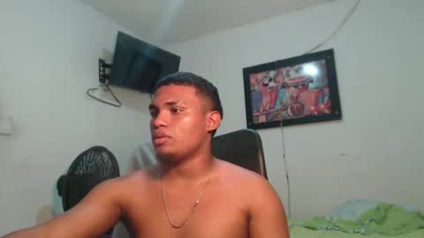 Snapshot of demol_latin chatting on November 21, 3:22 pm MASTER DAV online show from November 21, 3:22 pm