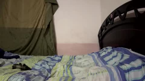 Snapshot of demon_2407 chatting on October 21, 7:03 pm Demon 2407 online show from October 21, 7:03 pm