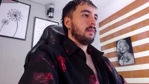 Demon Salvatore online show from November 6, 1:39 am