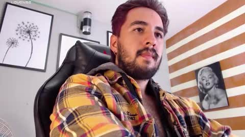 Demon Salvatore online show from November 7, 12:10 am