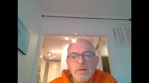 demundu online show from December 26, 8:18 am