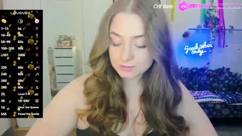 Sophie online show from January 22, 1:00 pm